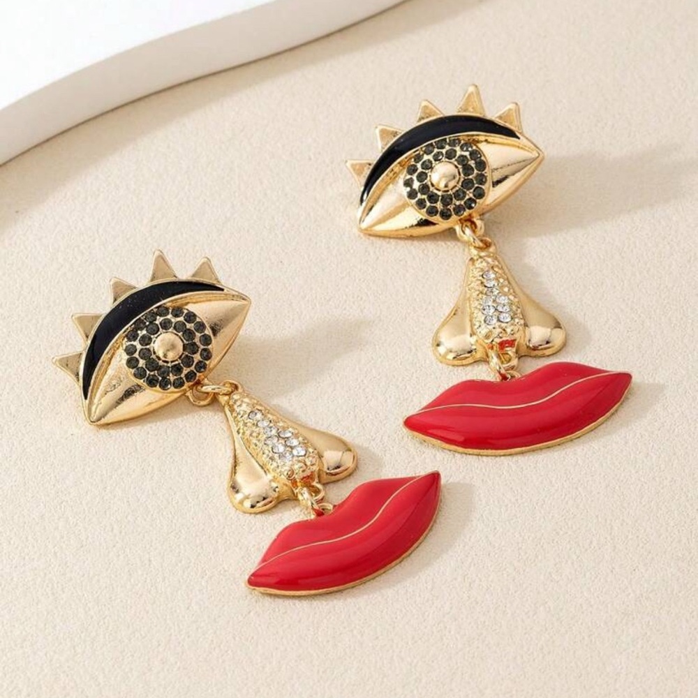 Chic Gold and Red Eye & Lip Earrings - Picture 4 of 4